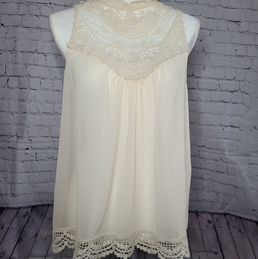 Lace tank top